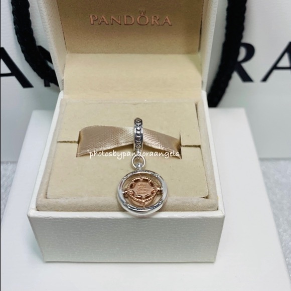 Pandora Club 2020 Compass Dangle Charm Pandora Club 2020 Compass Dangle Charm